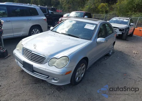 2006 Mercedes-Benz C 280 Luxury 4Matic z USA, uszkodzony, nr VIN WDBRF92H96F793008